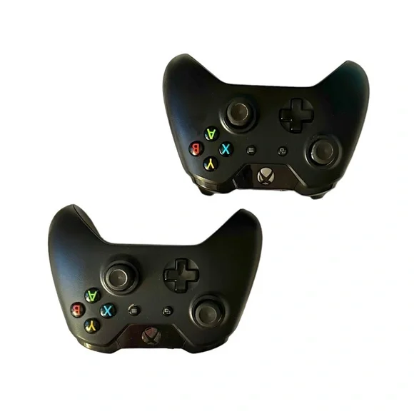 Set of 2 Xbox One Wireless Black Controllers